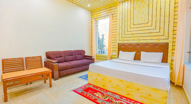 FabHotel Green Origins