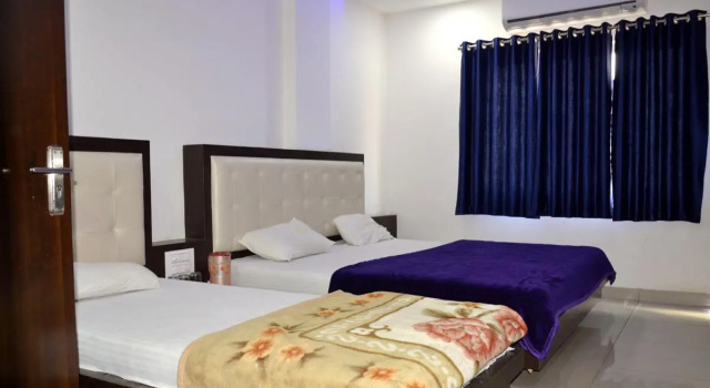 Семейный номер Standard Hotel Shreeji Palace
