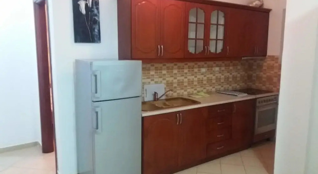 Апартаменты с балконом и рядом с пляжем Apartments Vila Ardi