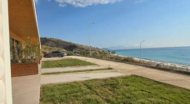 Nalu Beach, Rezerwuj Willa Hotele w Vlorë County z parkingiem, Parking
