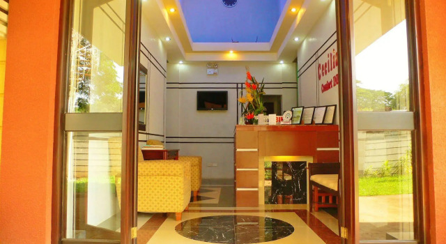 Cecilia's Comfort Inn, Prenota Hotel Bancaobancao 
