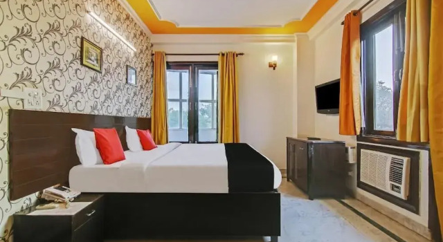 Tipsyy Inn Suites 006, Varaa Hotelli Hotellit Haryana pysäköinnillä, Pysäköinti