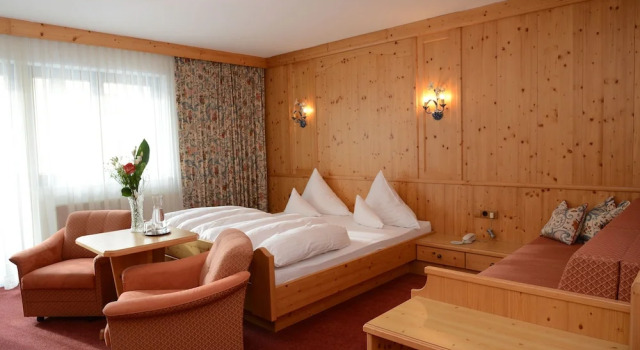 Номер Deluxe "Quality Hosts Arlberg Hotel Garni Mössmer"