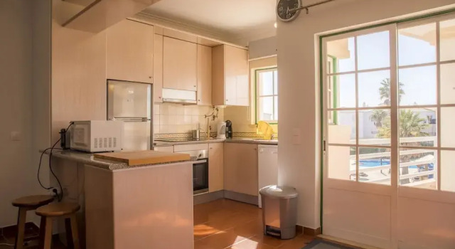 B33 - Praia do Vau Apartment, Book Lejlighed Hoteller i Vau med parkering, Parkering