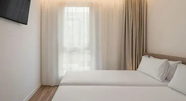 Двухместный номер Standard B&B HOTEL Covilhã