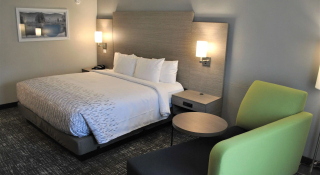 Best Western Plymouth Inn-White Mountains, Забронировать Отель Кэмптон Tenney Mountain