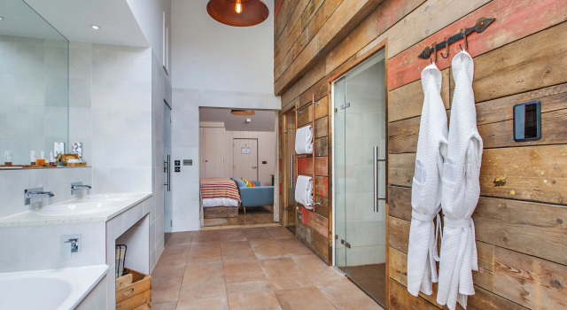 The Pigs, Prenota Hotel Melton Constable Inghilterra
