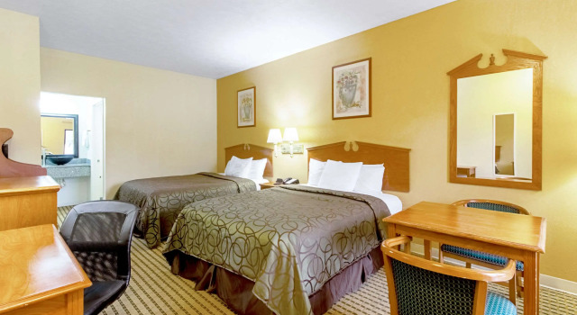 Standard- firedobbelt værelse Guesthouse Inn and Suites