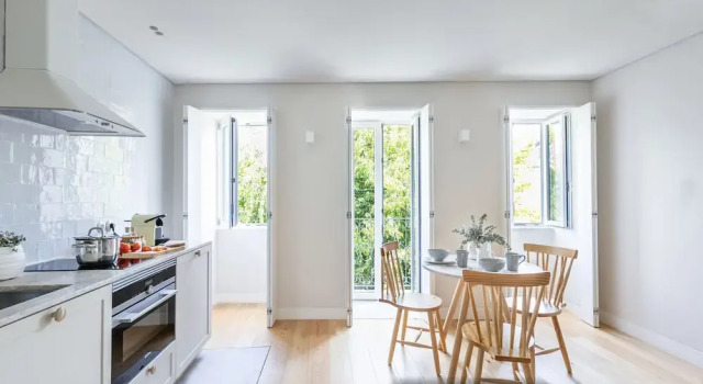 Апартаменты c 1 комнатой с балконом и с видом на город Cozy Lisbon Alfama