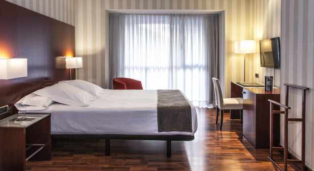 Hotel RH Murcia Centro, Book Hotel Murcia Murcia, nær San Esteban Palace