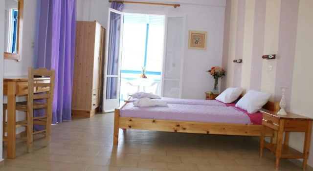 Трёхместный номер Standard с балконом и с видом на море Magic View