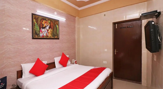 Braj Bhavna by OYO Rooms