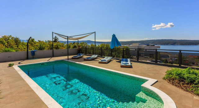 Modern villa with pool and amazing sea and panoramic  view !