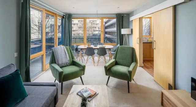 Modern 2 bed apt W/balcony 10 Mins to King's Cross, Забронировать Отель Отели Англии 3 звезды, 3*