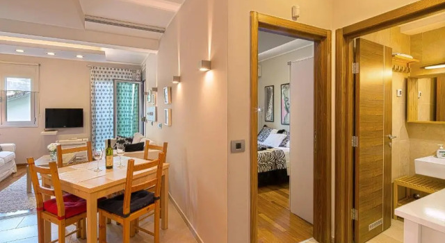 Апартаменты с балконом Apia Residence