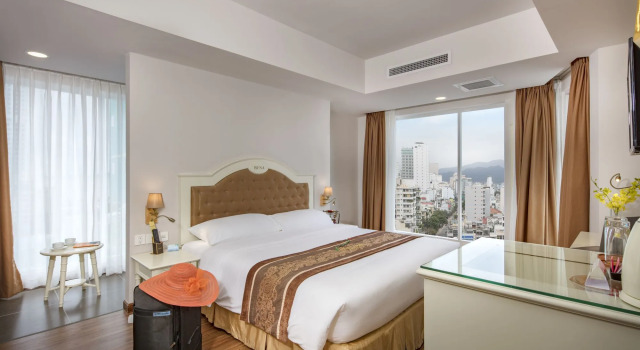 Nha VIET Nha Trang Hotel, Rezervovat Hotel Hotely v Khanh Hoa s bazénem, Bazén