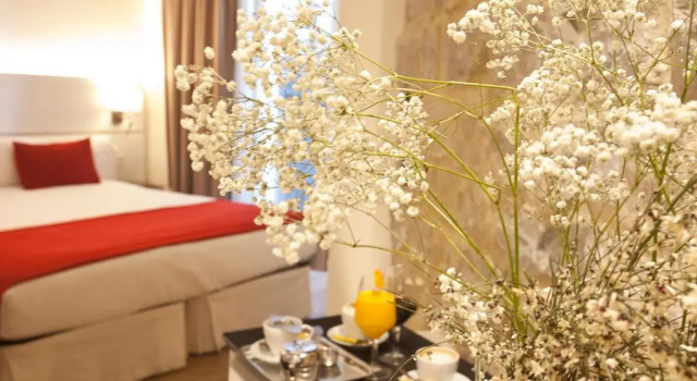 Номер Standard Hotel Pompaelo Plaza del Ayuntamiento & Spa