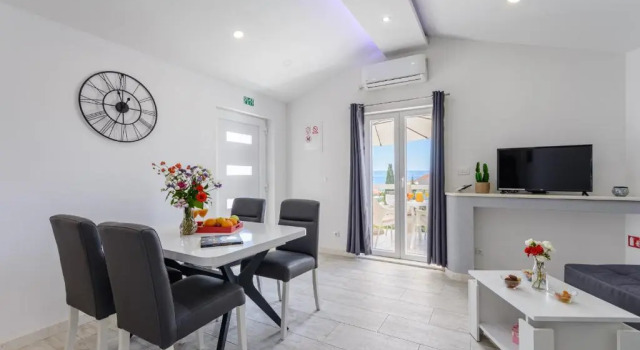 Apartment Darka 2, Rezerwuj Apartament Hotele w Split-Dalmatia County z parkingiem, Parking