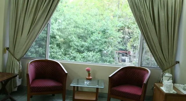 Люкс Luxury The Royal Residency Hotel