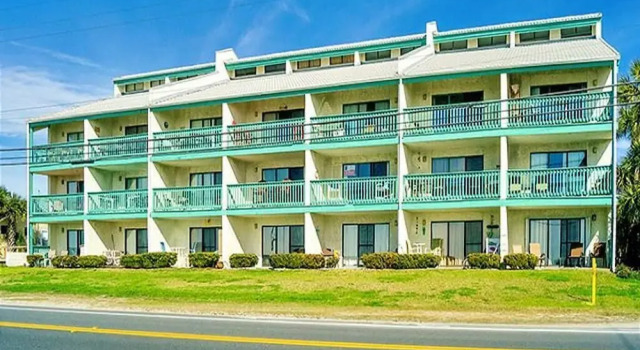 Emerald Shores Resort 2001 627850 by RedAwning, Забронировать Курортный отель Пляж Вест-Панама-Сити США