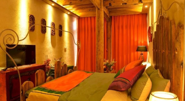 Sanse Yunhe Inn Lijiang Ancient Town, Забронировать Отель Отели Лицзян с парковкой, рядом с Zhongyi Market, Парковка
