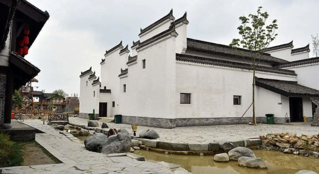 Huangshan Castle In The Sky Hotel