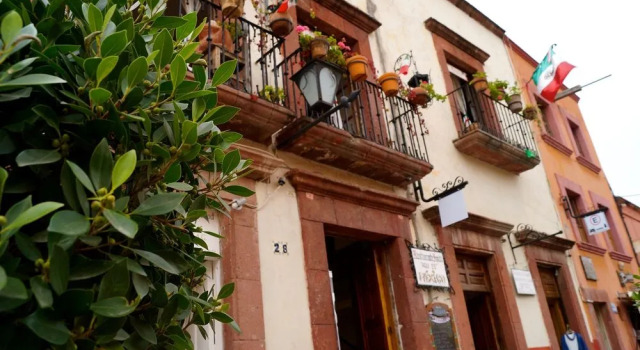 Hotel Aqui es Mexico, Забронировать Отель Отели Сан-Мигель-де-Альенде с бассейном, Бассейн