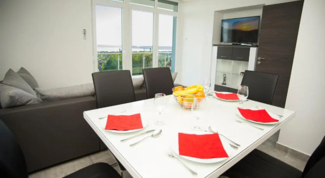 Апартаменты Deluxe Lakeview Apartments Balatonfüred