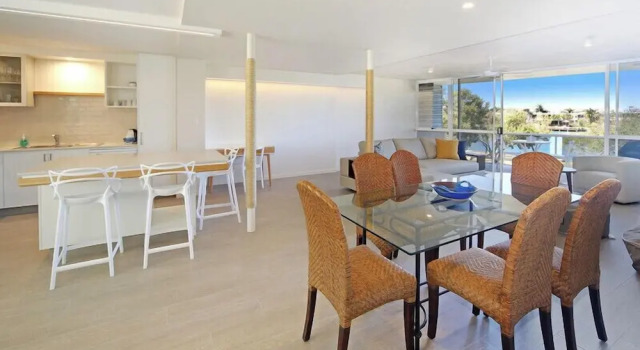 Апартаменты Portsea North Apt 5
