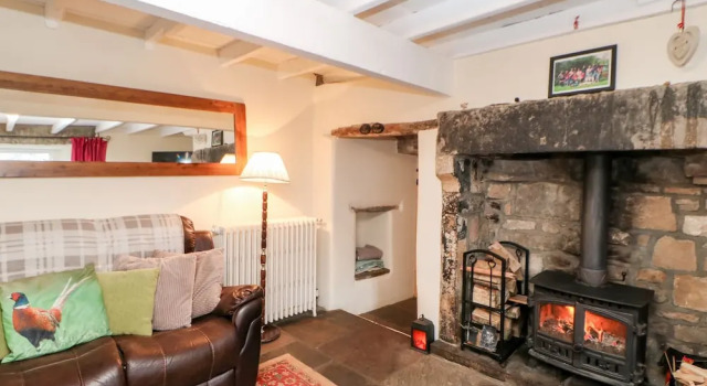 Pursglove Cottage, Varaa Lomakoti Mökit kohteessa Merseyside, Mökki