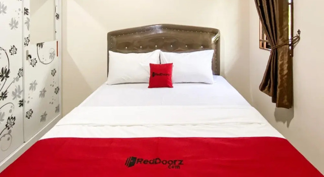 RedDoorz Near Batu Ampar Harbour, Réserver Hôtel Batu Ampar Batam