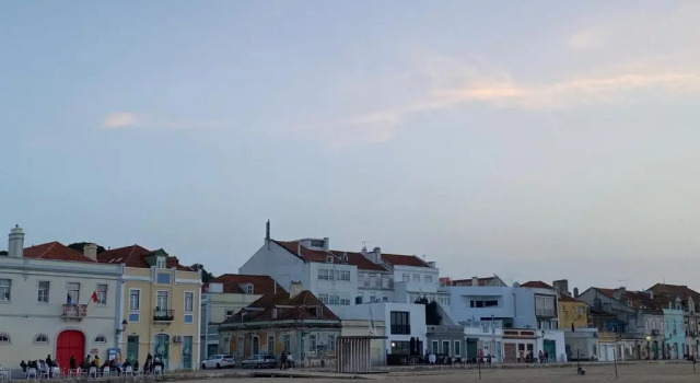 Апартаменты Seixal Old Town River View Apartment