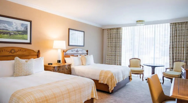 Четырёхместный номер Standard Little America Hotel & Resort Cheyenne