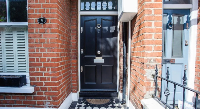 Bright 3 Bedroom Home in Clapham South, Забронировать Отель Отели Англии 3 звезды, 3*