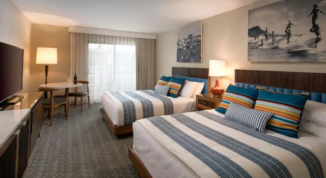 Четырёхместный номер Standard Sandcastle Hotel on the Beach
