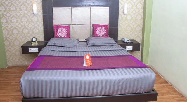 Hotel Nilgiris Inn