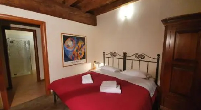 Residenza Montecchi, Забронировать Отель Отели Вероны 3 звезды, рядом с Piazzale Castel San Pietro, 3*
