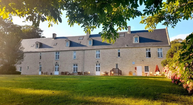 Номер Standard Hôtel Le Manoir De Mathan Crépon à la campagne 5 mn dArromanches et 10 mn de Bayeux
