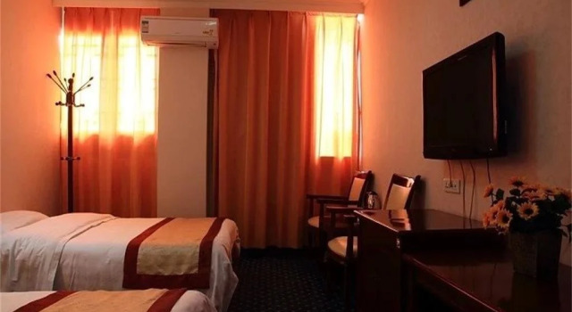 Sweet And Happy Theme Hotel