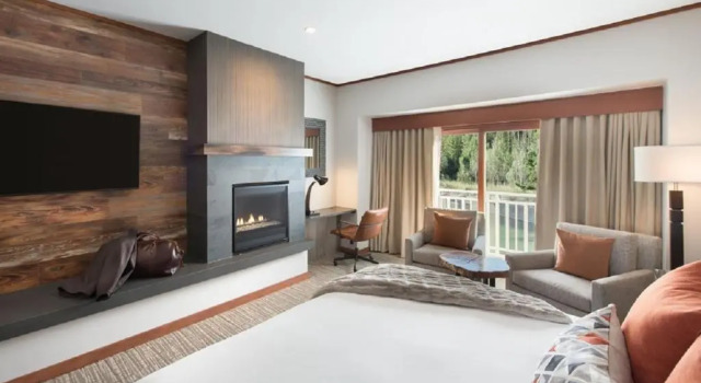 Номер Standard с видом на реку Salish Lodge & Spa