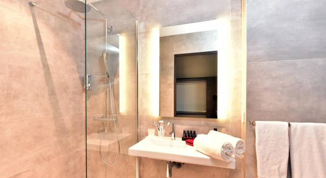 Трёхместный номер Standard BW Plus Central Park Hotel & Spa