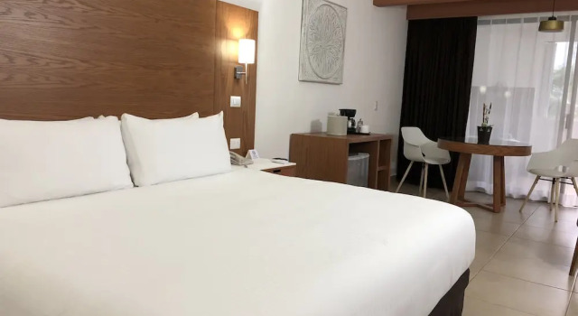 Номер Superior с балконом Cozumel Hotel & Resort