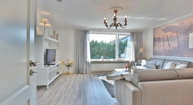 Appartemenhaus Linda-Lu Appartementhaus Linda-Lu Appartement 3, Забронировать Апартаменты/квартира Шарбойц Holstein Switzerland