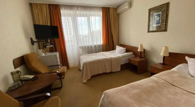 Standardowy dwuosobowy pokój Dnepr Hotel