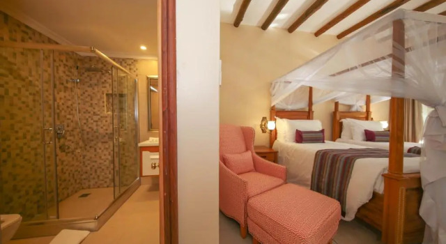 Standard- dobbelt værelse med udsigt over poolen No.5 Boutique Hotel