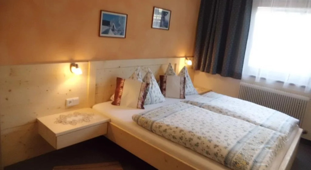 Haus Rohregger, Rezerwuj Hotel Hotele w Salzburg z parkingiem, Parking