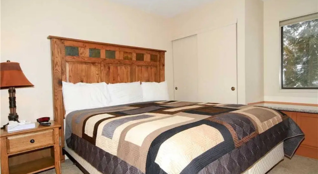 Crestview Condominium #63 1 Bedroom 2 Bathrooms Condo