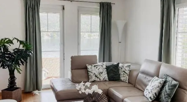 Апартаменты Lake View Apartment Seecorso