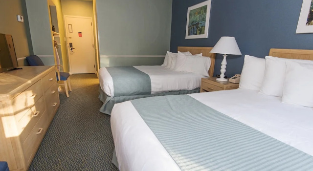 Четырёхместный номер Standard Kenlake State Resort Park