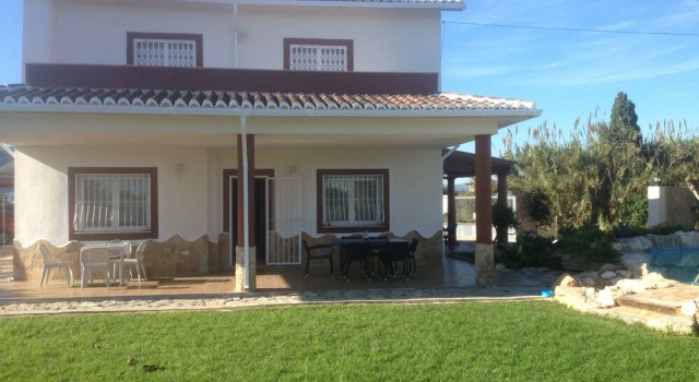 House With 4 Bedrooms in Oliva, With Wonderful Mountain View, Private, Забронировать Отель Старый город Олива Коста-де-Валенсия